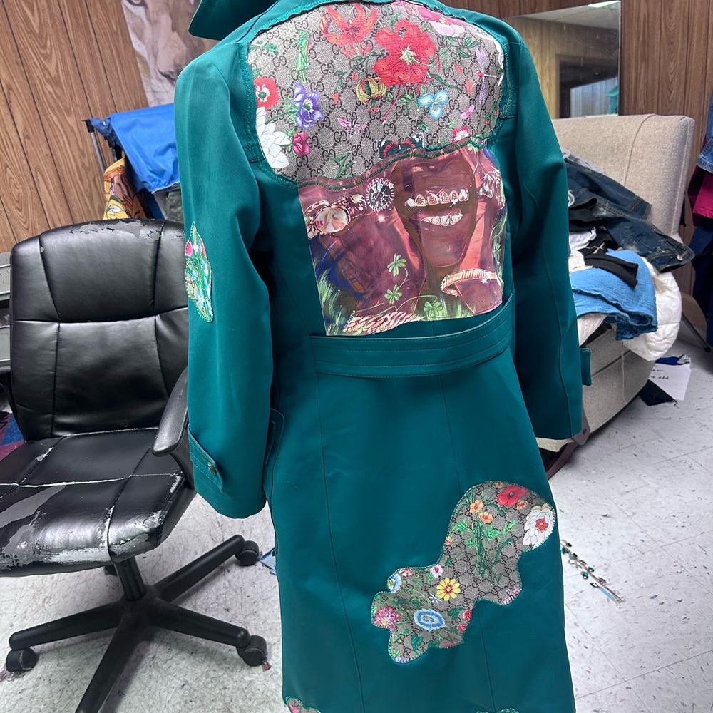 Green Trench Coat with Artistic Embroidery